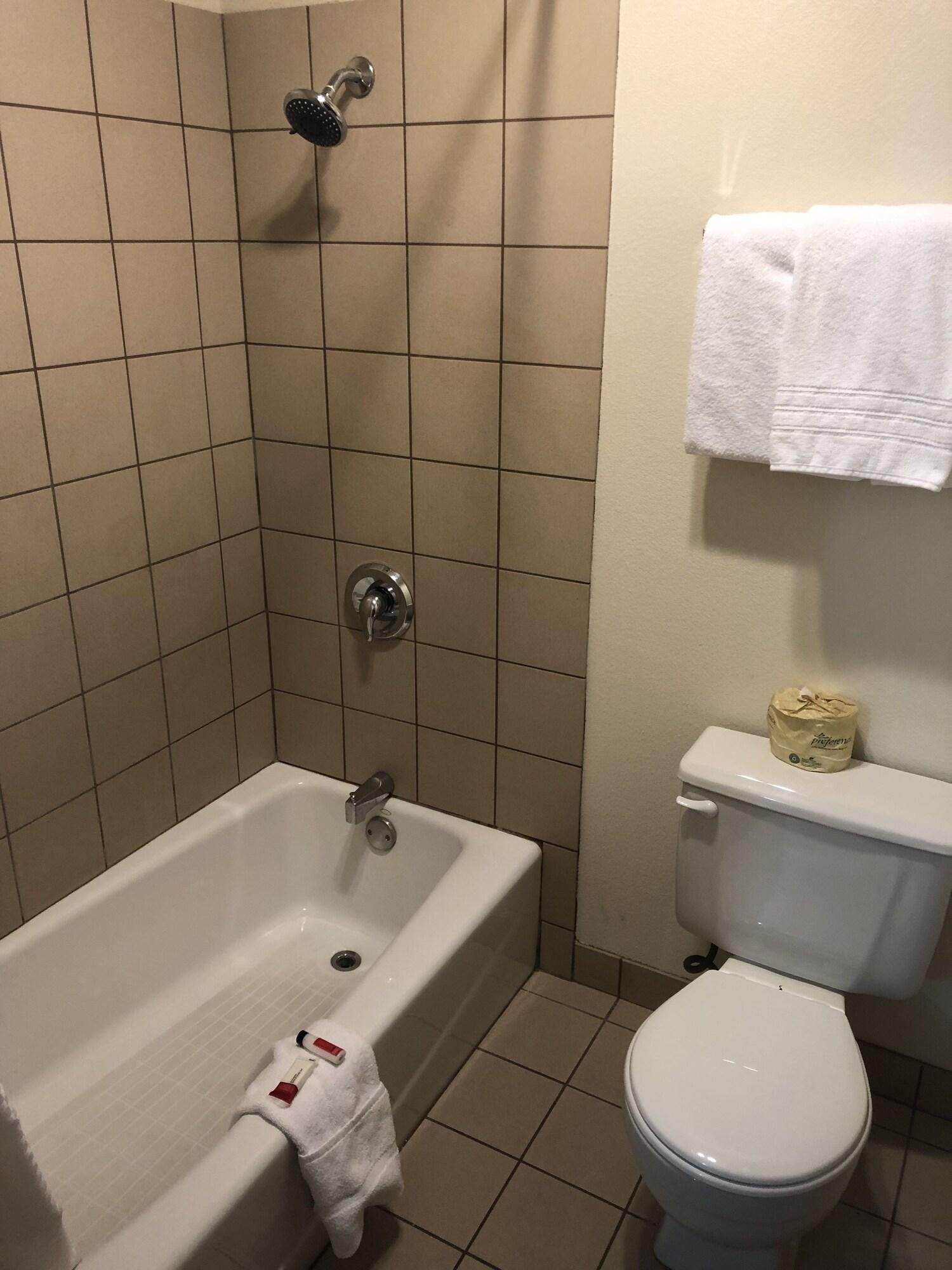 Super 8 By Wyndham Ontario Motel Kültér fotó